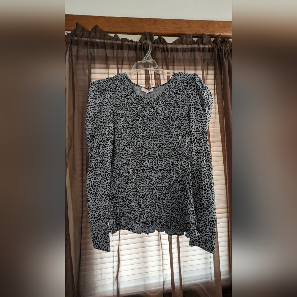 NWT Parker Top Leopard Print Long Sleeve ruched fabric - Picture 1 of 9